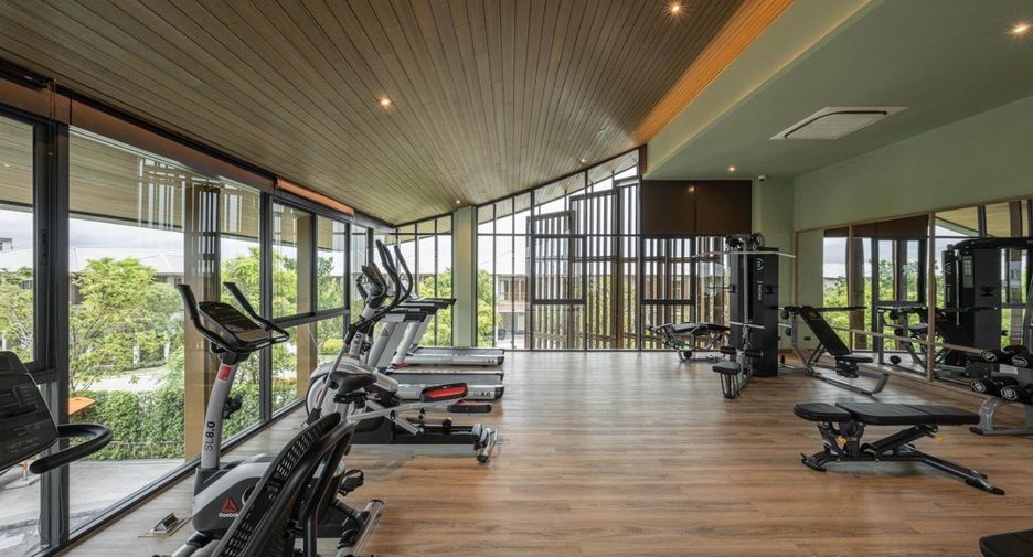 Casa en venta de 4 habitaciones en Bang Kapi, Bangkok