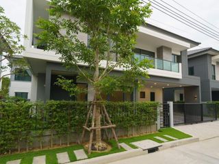 For sale 4 bed house in Bang Phli, Samut Prakan