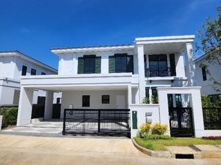 For rent and for sale 5 bed house in Don Mueang, Bangkok