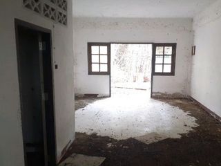 Casa adosada en venta de 2 habitaciones en Tha Yang, Phetchaburi
