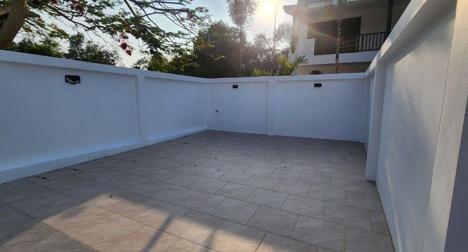 For sale 3 bedrooms house in Mueang Rayong, Rayong