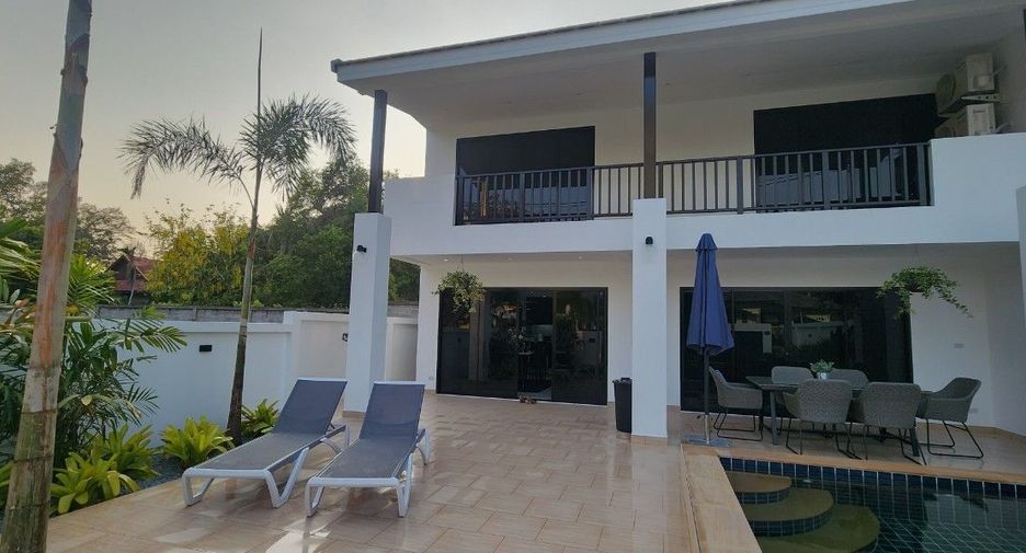 For sale 3 bedrooms house in Mueang Rayong, Rayong