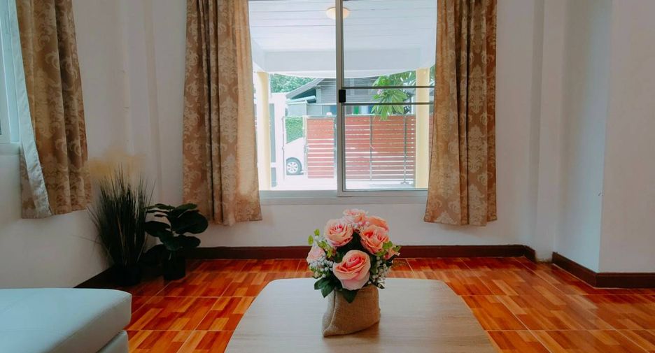 For rent 3 bedrooms house in Mueang Chiang Mai, Chiang Mai
