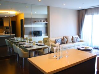 For rent 2 Beds condo in Huai Khwang, Bangkok