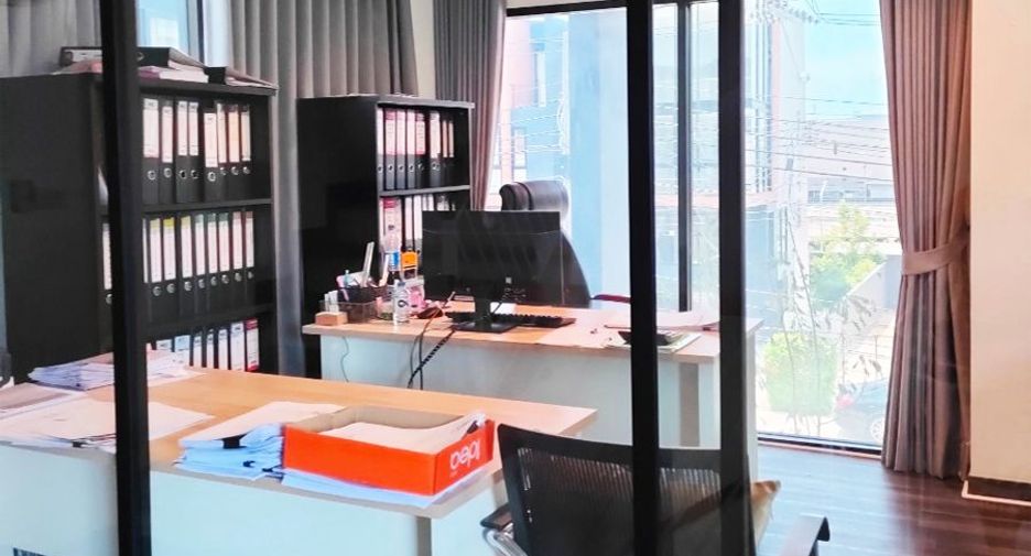 出租 和 出售 2 卧室 办公室 在 Bang Phli, Samut Prakan