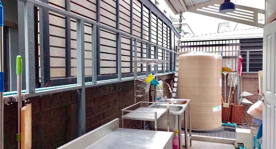 For sale 4 bedrooms house in Pak Kret, Nonthaburi