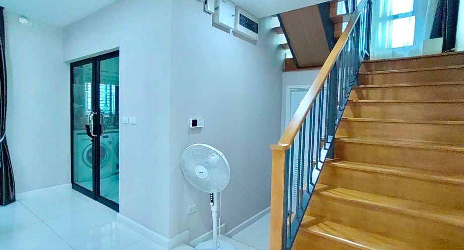 For sale 4 bedrooms house in Pak Kret, Nonthaburi