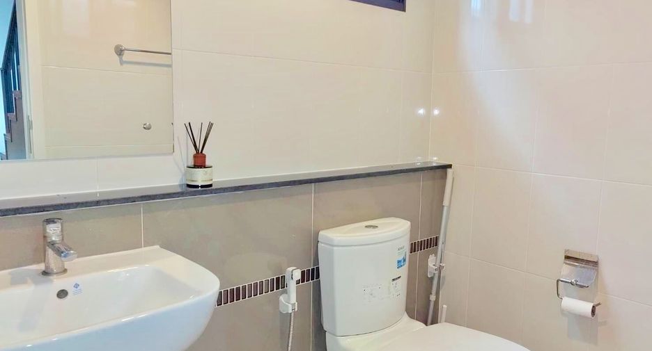 For sale 4 bedrooms house in Pak Kret, Nonthaburi