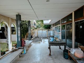 For sale 5 bed house in Phaya Thai, Bangkok
