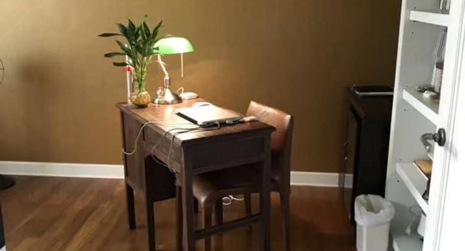 Condo en alquiler y en venta de 3 habitaciones en Sathon, Bangkok