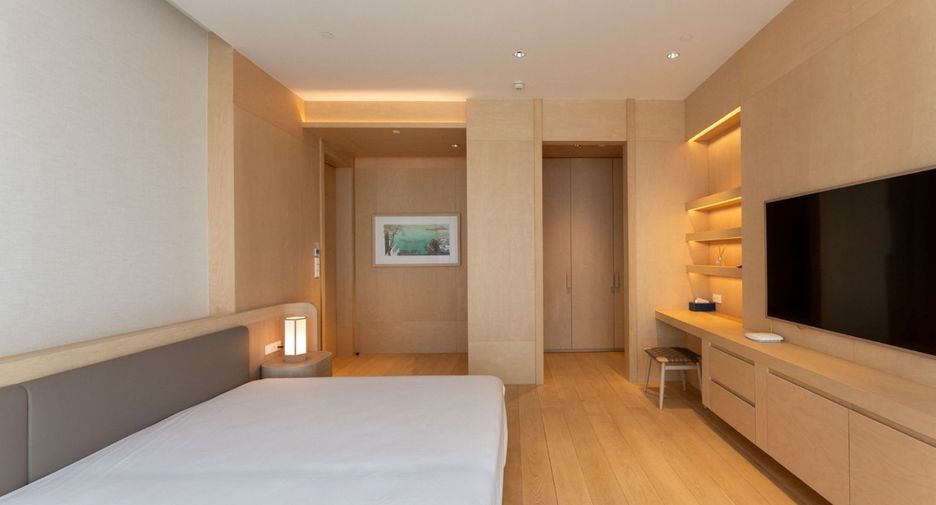 For sale 5 bed condo in Bang Kho Laem, Bangkok
