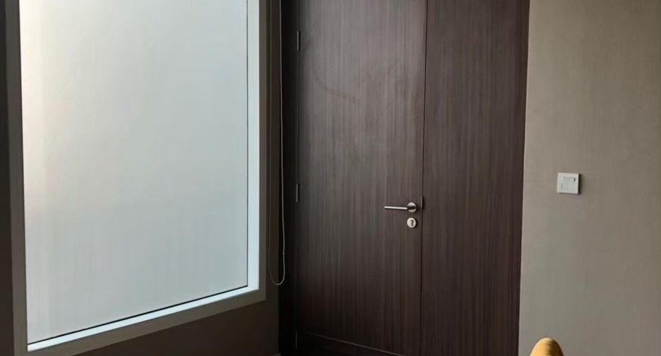 For rent 3 bedrooms condo in Bang Kho Laem, Bangkok