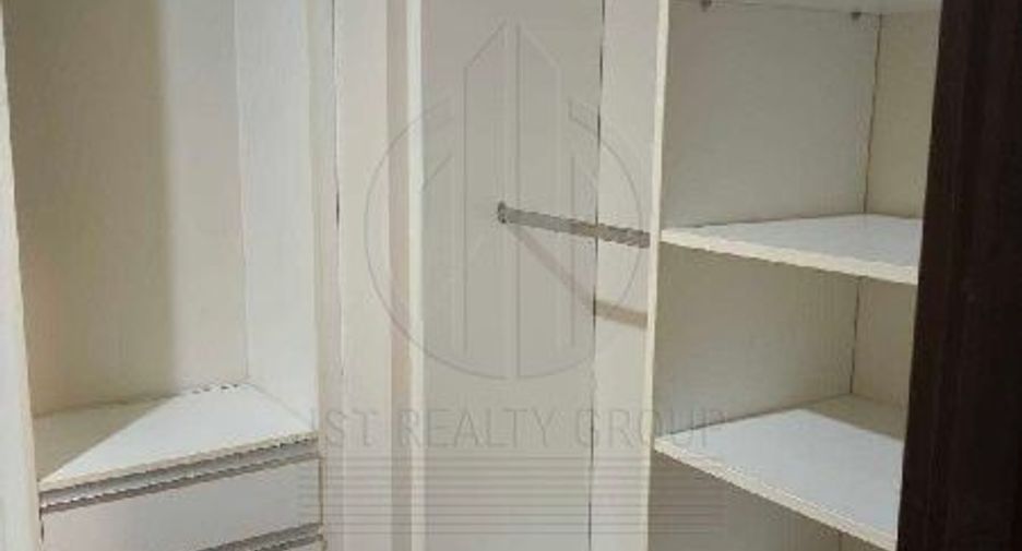 For rent 3 ベッドルーム condo in Watthana, Bangkok