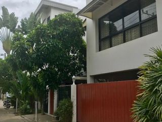 For rent 3 ベッドルーム house in Yan Nawa, Bangkok
