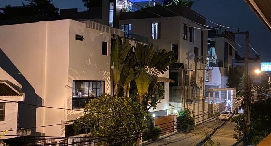 Casa en alquiler de 3 habitaciones en Yan Nawa, Bangkok