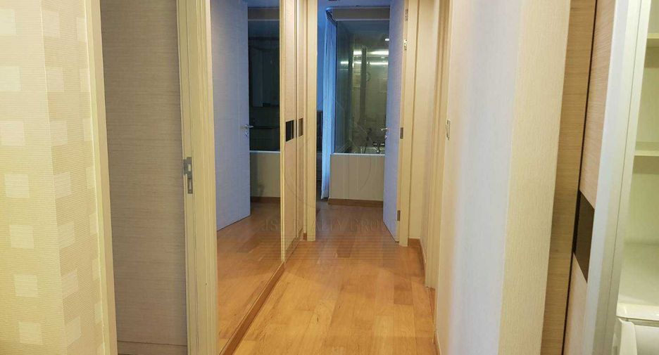 For rent and for sale 2 bedrooms condo in Watthana, Bangkok