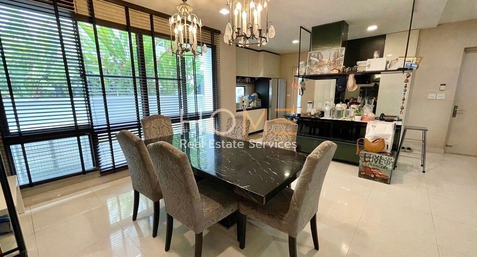 For sale 4 Beds house in Thawi Watthana, Bangkok