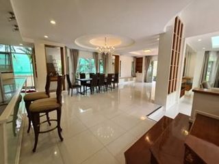 For rent 4 bed apartment in Mueang Samut Prakan, Samut Prakan
