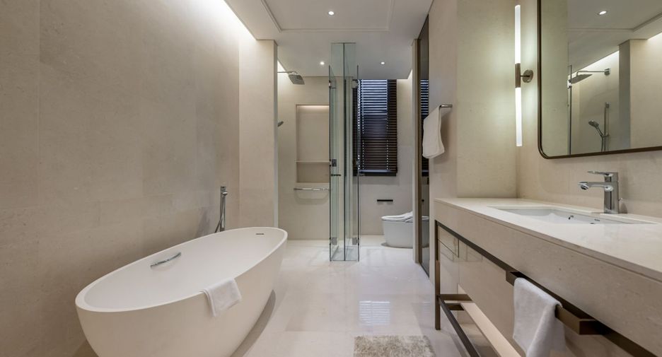 À louer et à vendre 2 chambres condo à Pathum Wan, Bangkok