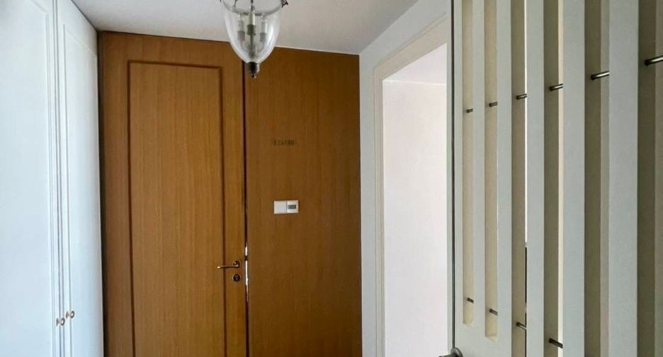 For sale 3 bedrooms condo in Sathon, Bangkok