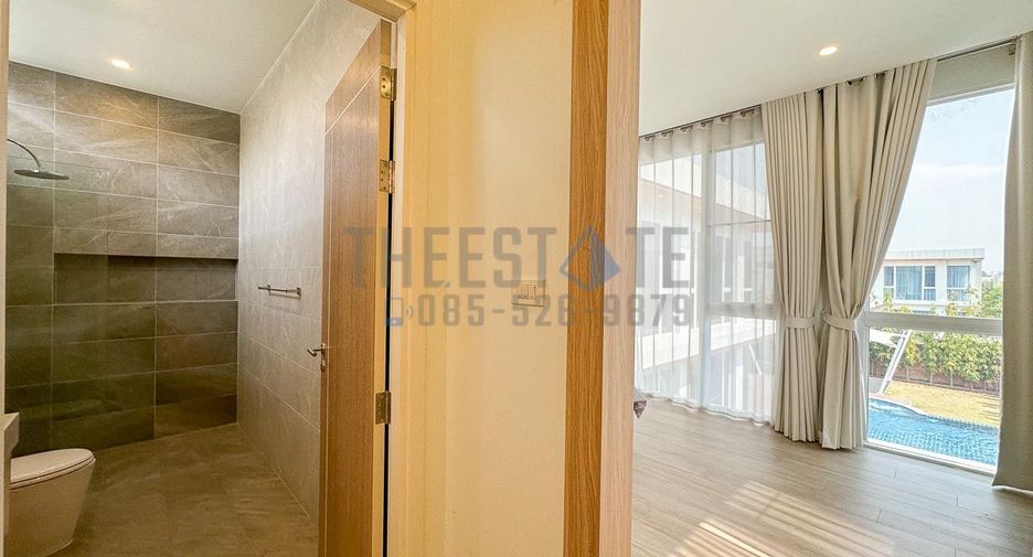 For rent 4 bedrooms villa in San Kamphaeng, Chiang Mai