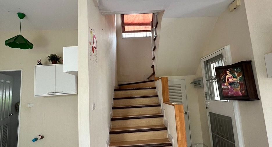 For sale 3 bedrooms house in Mueang Nonthaburi, Nonthaburi
