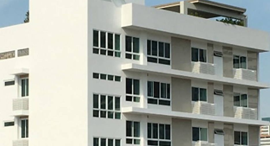 For rent 2 bedrooms apartment in Watthana, Bangkok