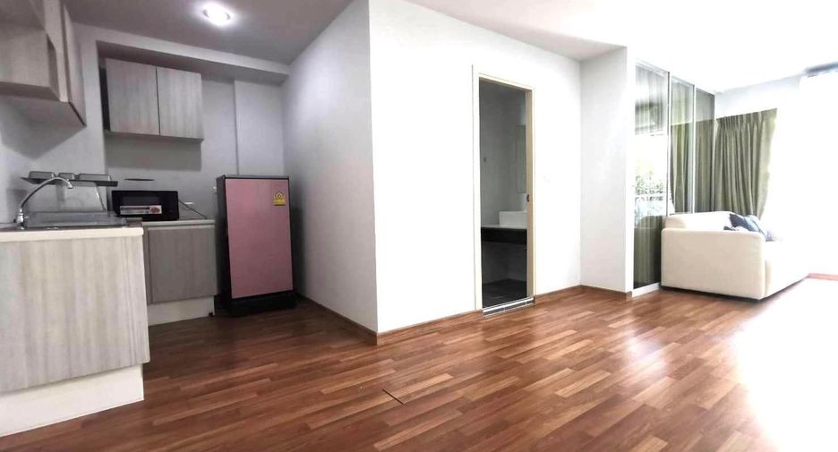 For rent and for sale 1 bed condo in Mueang Samut Prakan, Samut Prakan