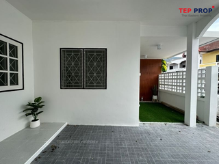 For sale 2 bedrooms house in Si Racha, Chonburi