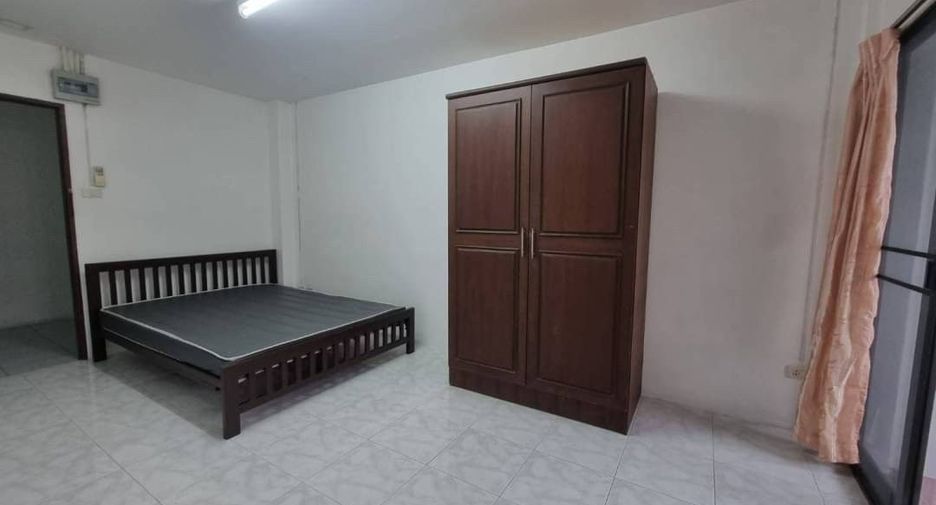 For sale 27 bed apartment in Bang Na, Bangkok