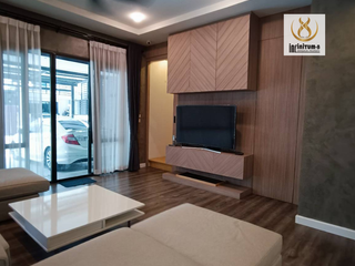 For rent 4 bed retail Space in Bang Phli, Samut Prakan