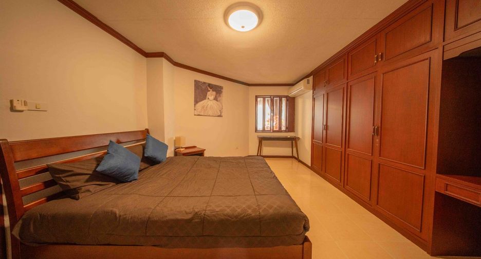 For rent 2 bedrooms condo in Mueang Chiang Mai, Chiang Mai