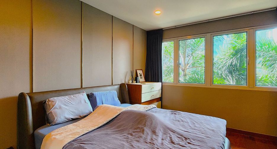 For sale 1 bed condo in Yan Nawa, Bangkok