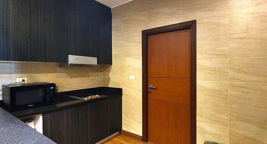 For sale 1 bed condo in Yan Nawa, Bangkok