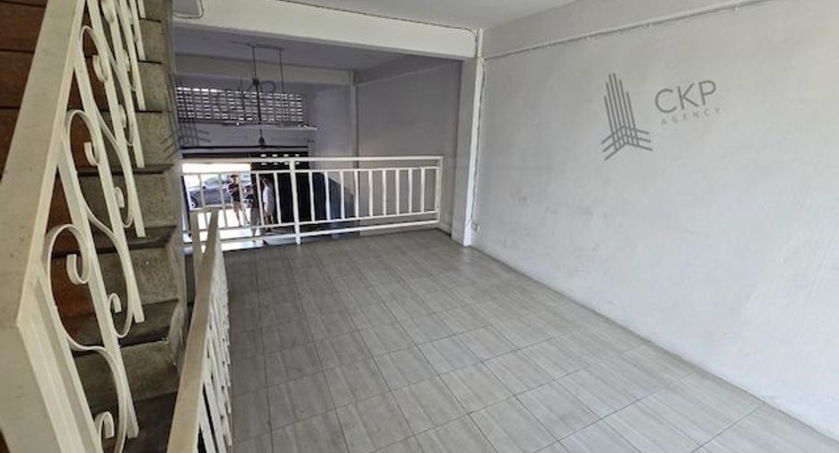 For rent 2 Beds retail Space in Mueang Nonthaburi, Nonthaburi