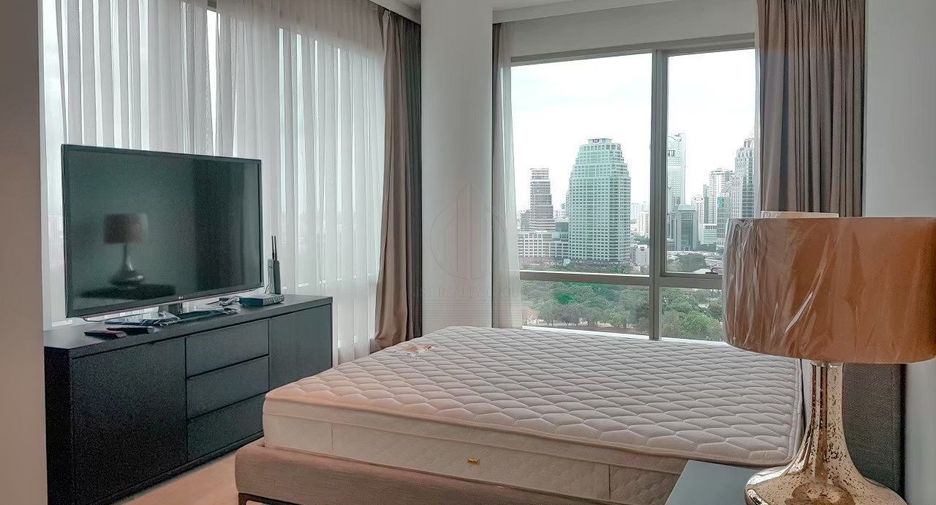 Condo en alquiler de 3 habitaciones en Pathum Wan, Bangkok