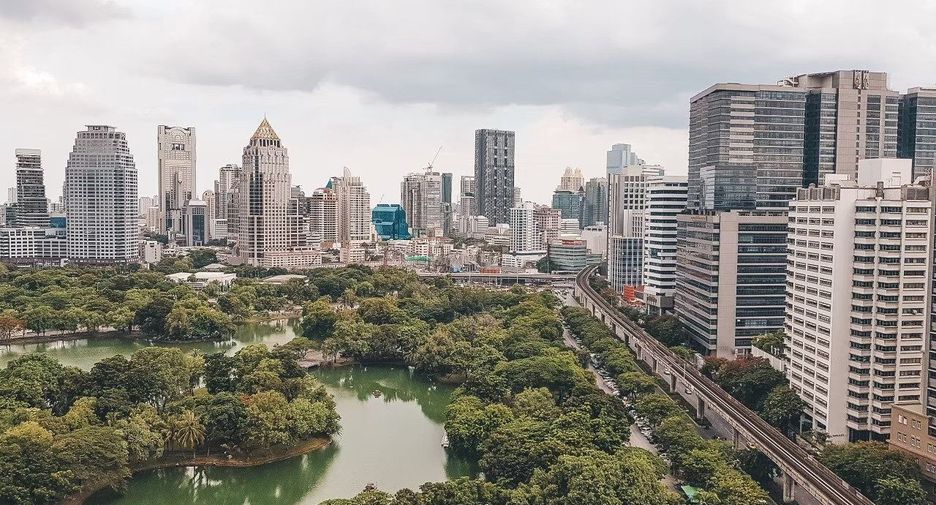 Condo en alquiler de 3 habitaciones en Pathum Wan, Bangkok