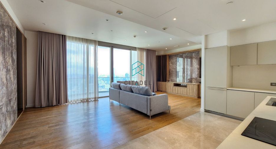 For rent 3 bedrooms condo in Khlong San, Bangkok