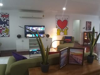 For rent 4 Beds house in Khlong Toei, Bangkok