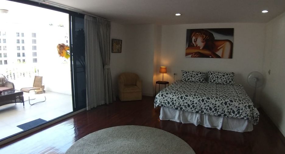 出租 4 卧室 独立屋 在 Khlong Toei, 曼谷