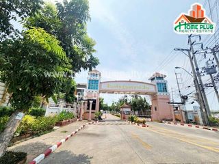 For sale 8 bedrooms townhouse in Thanyaburi, Pathum Thani