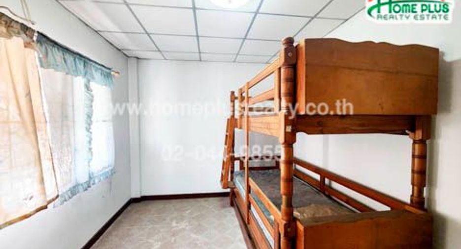 À vendre 8 chambres maison de ville à Thanyaburi, Pathum Thani