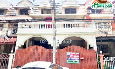 For sale 8 ベッドルーム townhouse in Thanyaburi, Pathum Thani