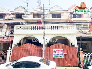 For sale 8 bedrooms townhouse in Thanyaburi, Pathum Thani