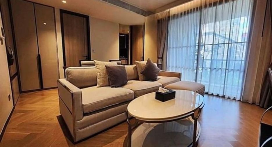 For rent そして for sale 2 Beds condo in Watthana, Bangkok