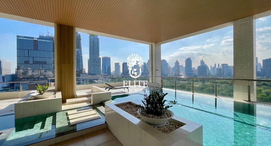 Wohnung zur Miete mit 3 Zimmer in Pathum Wan, Bangkok