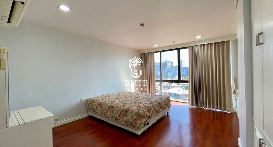 Wohnung zur Miete mit 3 Zimmer in Pathum Wan, Bangkok
