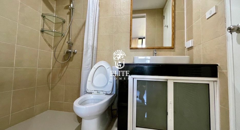 Wohnung zur Miete mit 3 Zimmer in Pathum Wan, Bangkok