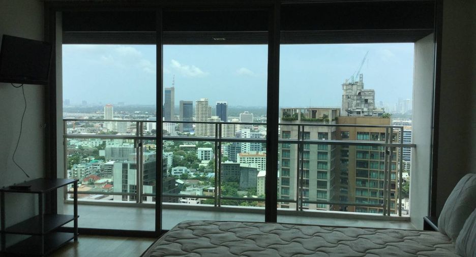ให้เช่า 3 ห้องนอน คอนโด ใน คลองเตย, กรุงเทพฯ