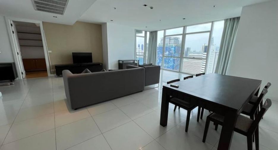 Wohnung zur Miete mit 3 Zimmer in Pathum Wan, Bangkok